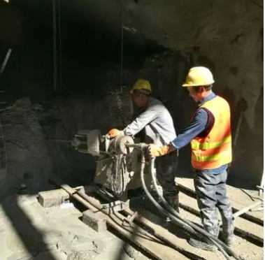 平和水下抗分散灌浆料特点 水下不分散注浆料介绍